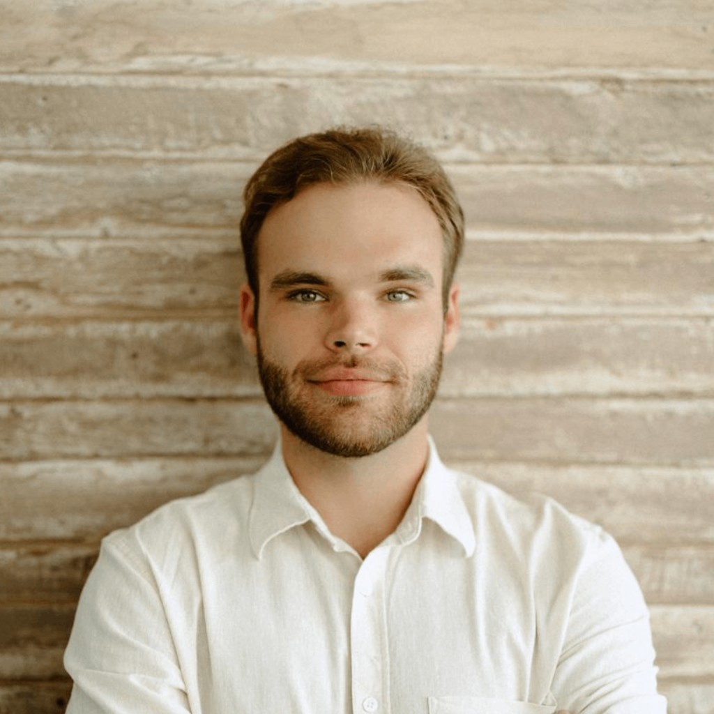 Jay van der Walt headshot